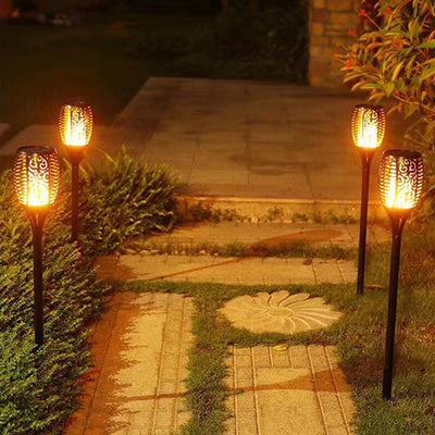 FlameGlow – Solcellsdriven Utomhuslampa